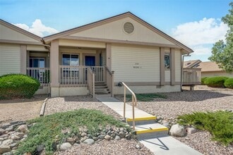 Building Photo - 3175 Shoshone Dr