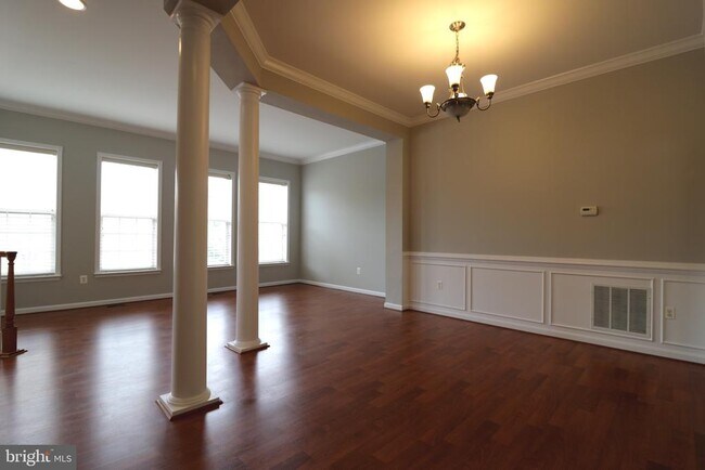 Building Photo - 2349 Stone Fence Ln