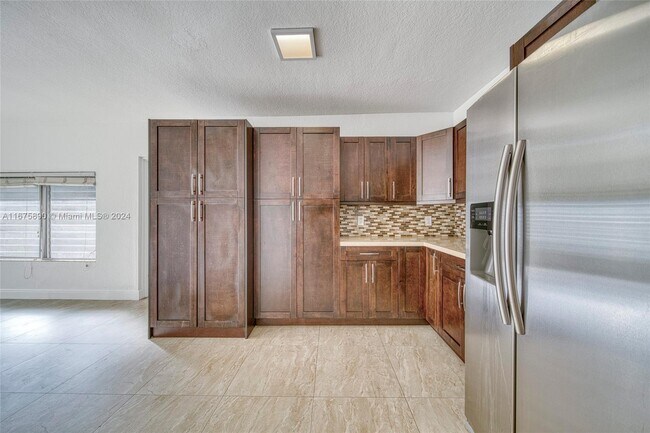 Photo - 4136 SW 14th St House