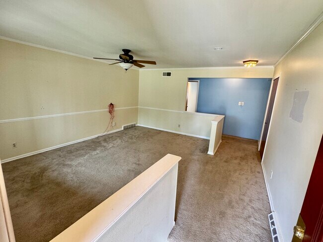 Building Photo - 13143 Irvington Dr