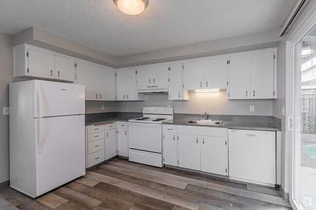2BR, 1BA - 800SF - Kitchen - Westridge Apartments
