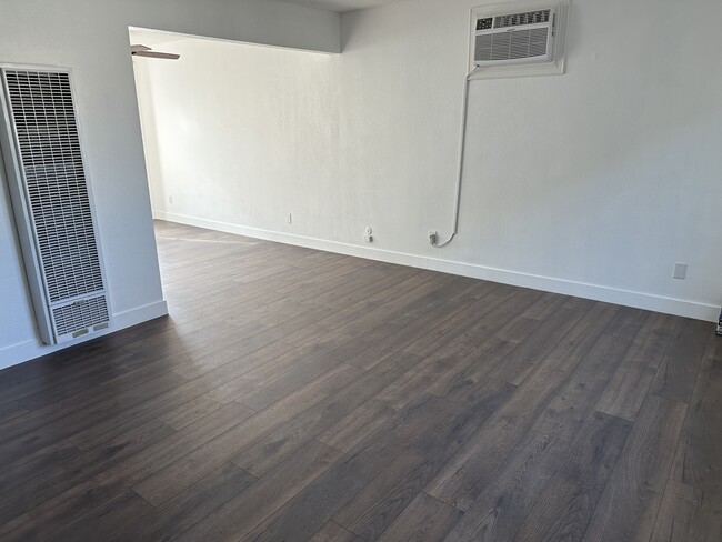 Living room/dining area - 3834 Eagle St