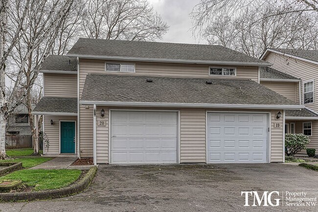 Foto del edificio - Stylish 3 BD Townhome Near Vancouver Mall