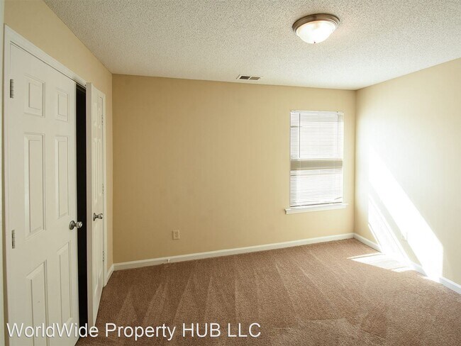 Building Photo - 3 br, 2.5 bath House - 967 Dr Hollis Price