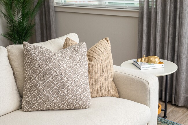 Franz-36 - The Standard at Franz