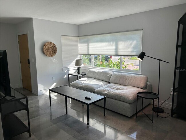 Foto del edificio - 1205 W Adalee St