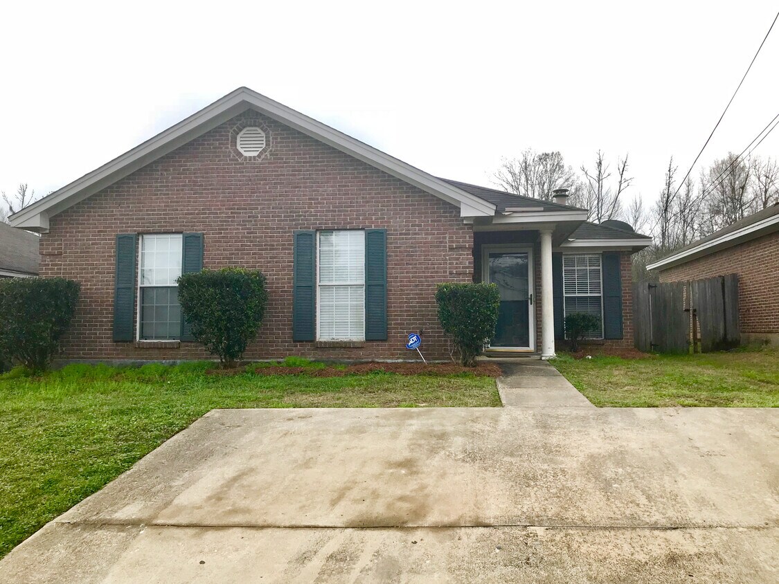 Foto principal - 6524 Taylor Ridge Rd