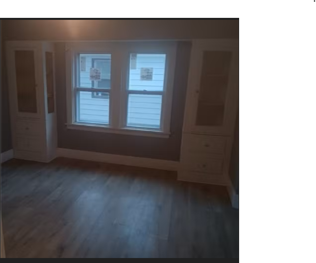 Foto del edificio - Newly Renovated 2BR/1BA First Floor Apartment in Nearby Larchmere Neighborhood