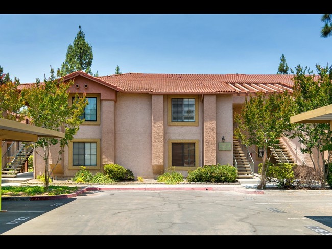 Building Photo - 12051 Alta Carmel Ct
