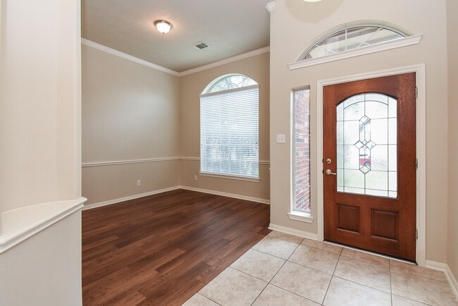 Foto del edificio - 15007 Grape Orchard Ct