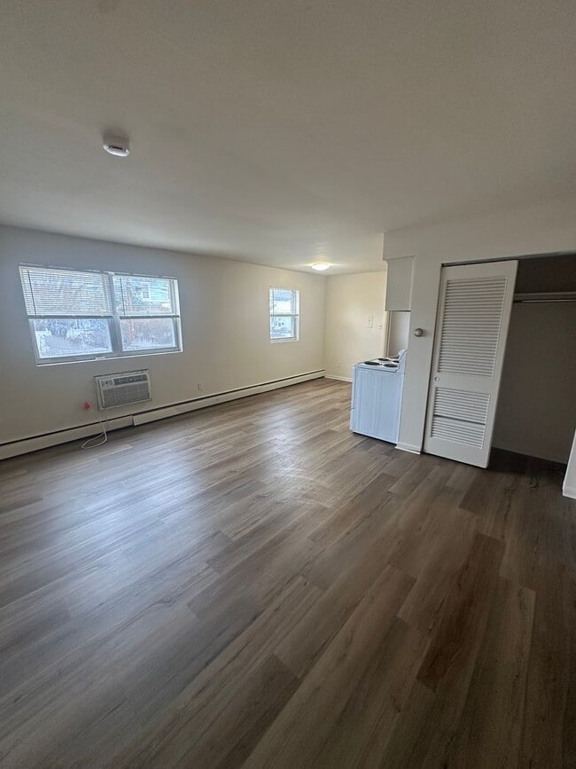 Photo - 215 Felton Ave Apartment