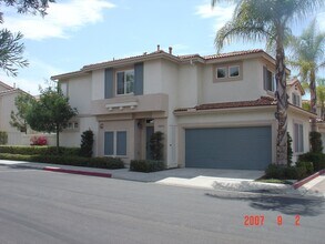 Building Photo - 11673 Compass Point Dr N