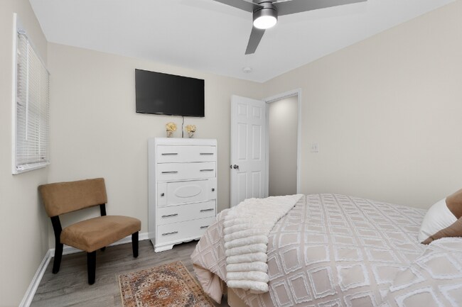 Foto del edificio - 8025 Wilson Woods Dr