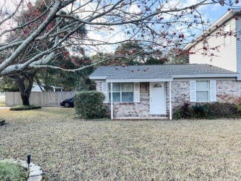 Primary Photo - 15 Rickey Ave