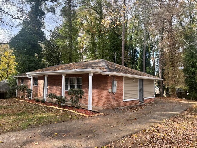 Foto del edificio - 2191 Beecher Cir SW