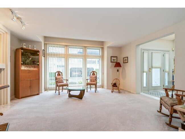 Building Photo - 3555 Blue Jay St