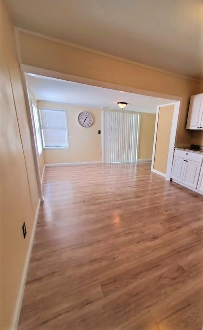 Foto del edificio - Affordable 2 Bed 1 Bath Home Close to Downtown Pensacola