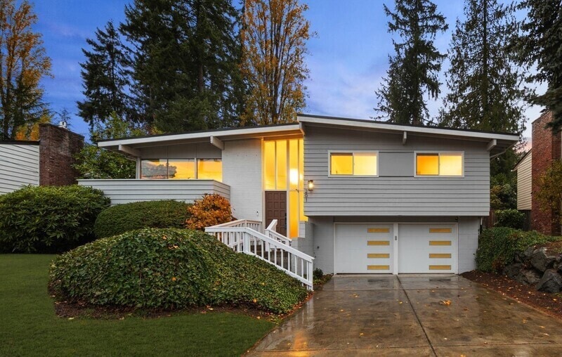 Photo - 201 165th Ave NE