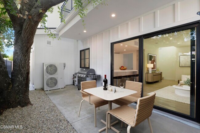 Foto del edificio - 3190 Los Robles Rd