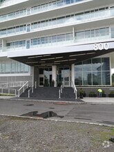 Building Photo - 800 Ave at Port Imperial