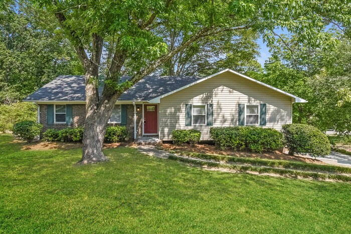 Foto principal - 2629 3rd St NW