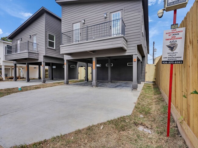 Photo - Modern 3BR Duplex – New Construction in Houston House