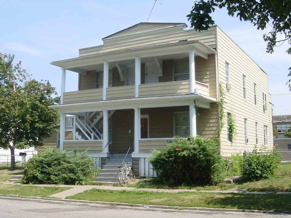 Primary Photo - 1625 Ripley St