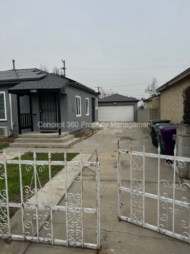 Building Photo - 5762 Cedar Ave