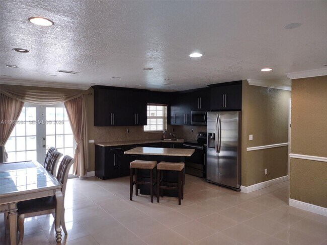 Foto del edificio - 1241 NW 174th St