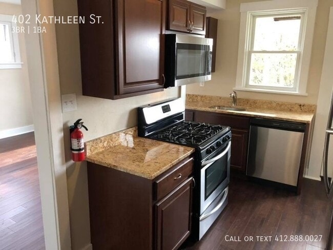 Mt. Washington 3 Bedroom Beauty! - 4