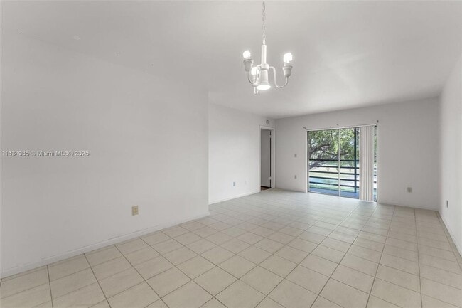 Foto del edificio - 14859 SW 104th St
