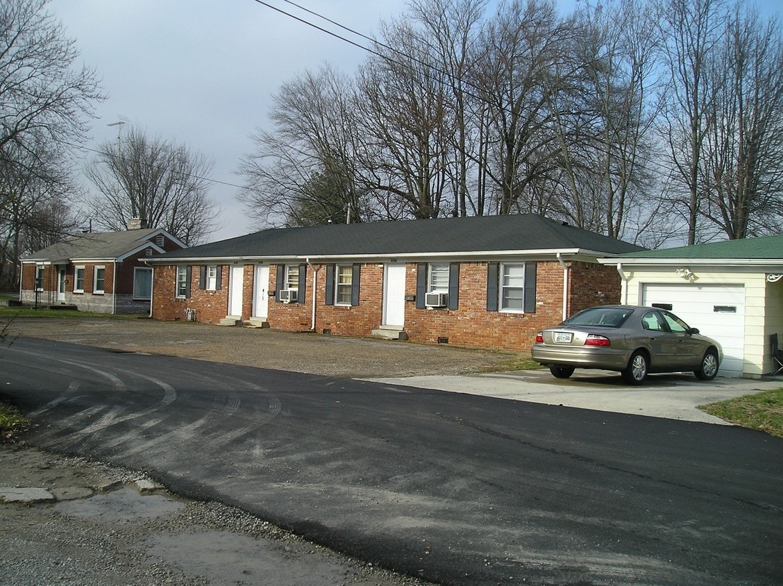 319 W 8th St, Cookeville, TN 38501 Apartments - Cookeville, TN