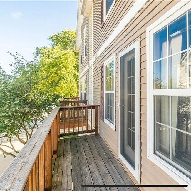 Foto del edificio - 1136 Keystone Ln