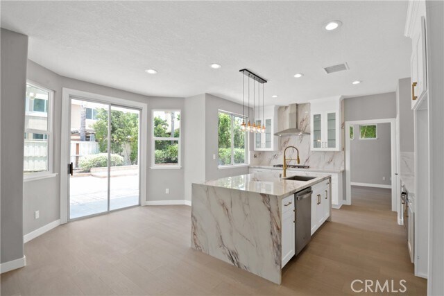 Foto del edificio - 9406 Glenaire Ct
