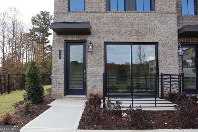 Building Photo - 692 Urban Grange Wy