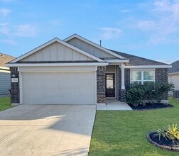 Building Photo - 9714 Marbach Hl