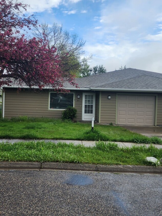 Primary Photo - MOVE IN SPECIAL!! Southside Condo for Rent...
