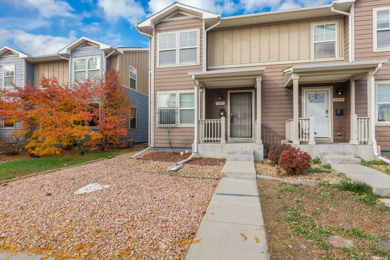 Photo - 1577 Chase Street