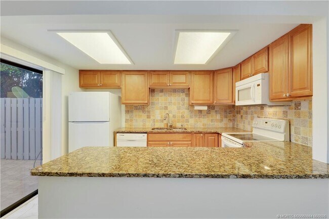 Foto del edificio - 3836 Jefferson St