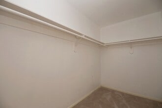 Building Photo - 11662 Sagewillow Ln