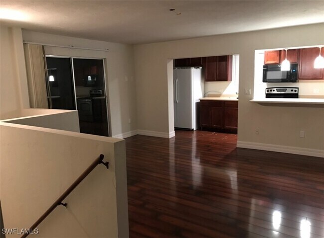 Foto del edificio - 250 10th St NE