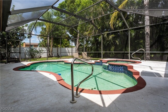 Foto del edificio - 1453 Claret Ct