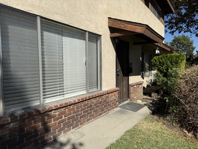 Foto del edificio - 9665 Workman Ave