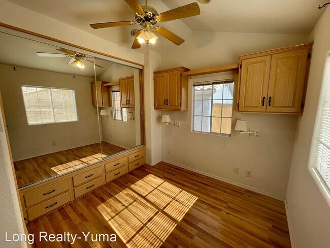 Foto del edificio - 1 br, 1 bath House - 12571 E. 45th Ln