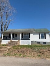 Building Photo - 108 Crockett Ave
