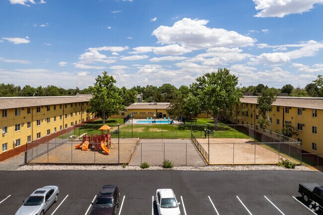 Hacia el este - Cherry Ridge