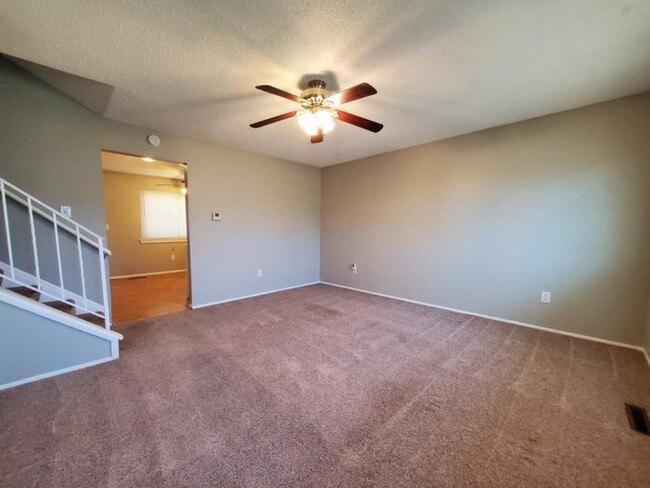 Building Photo - 3515 Meadow Valley St, Columbus, OH 43207