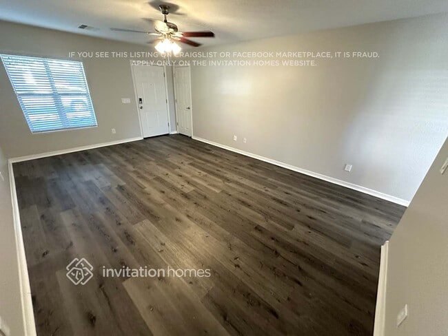 Foto del edificio - 8122 S 2nd Dr