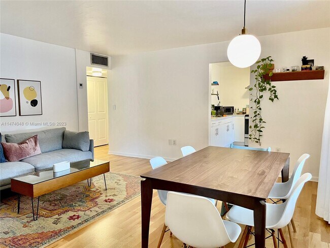 Foto del edificio - 5425 SW 77th Ct