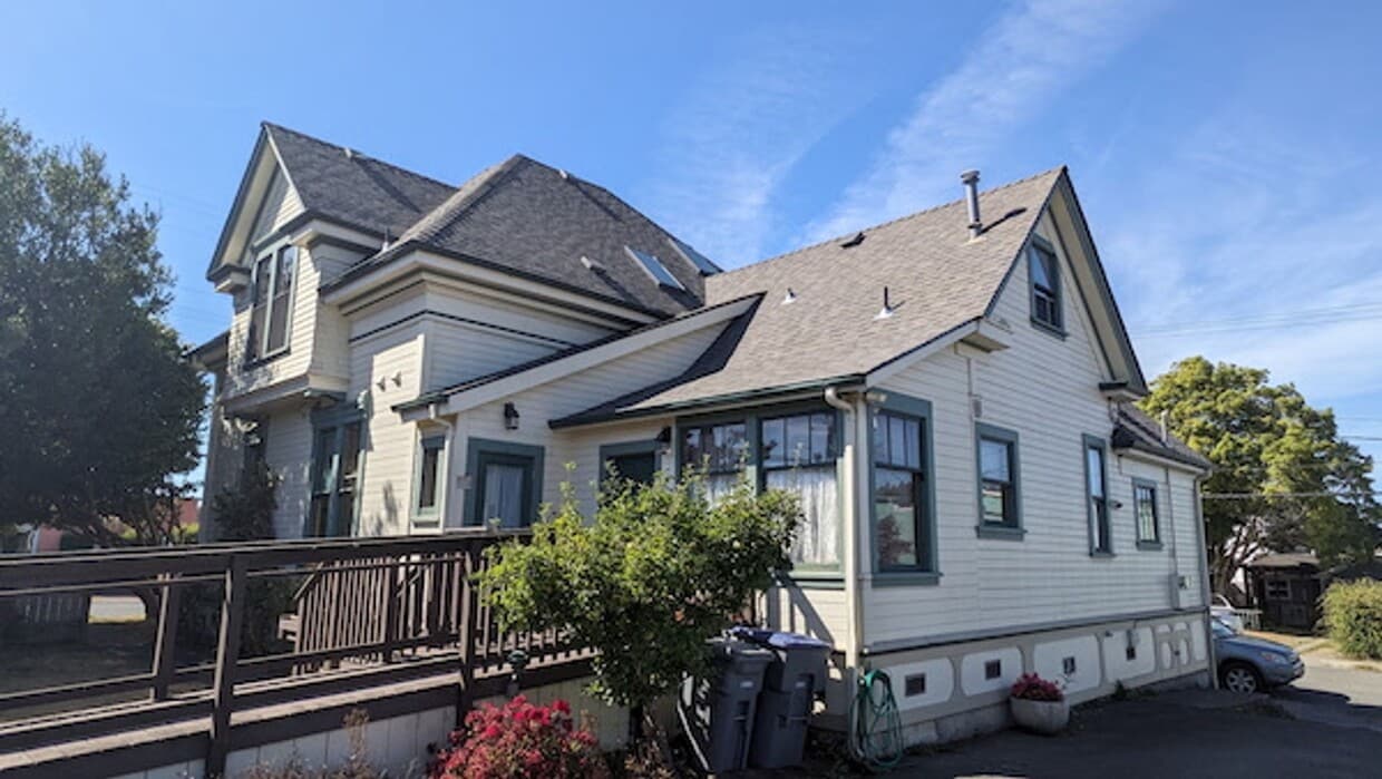 Primary Photo - Arcata 3-Bedroom Victorian Apartment